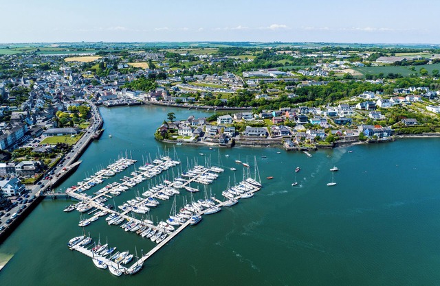 3 bedroom harbour view apartment in Kinsale