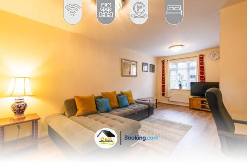 3 Bedroom House By B and R Serviced Accommodation Amesbury With Super fast Wi-Fi 145Mbps