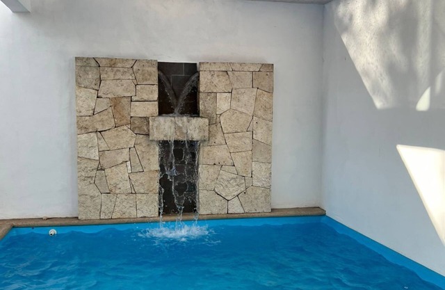 3-bedroom house in delightful Valladolid with WiFi, AC