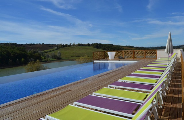 3-bedroom house in Residence* with heated pools