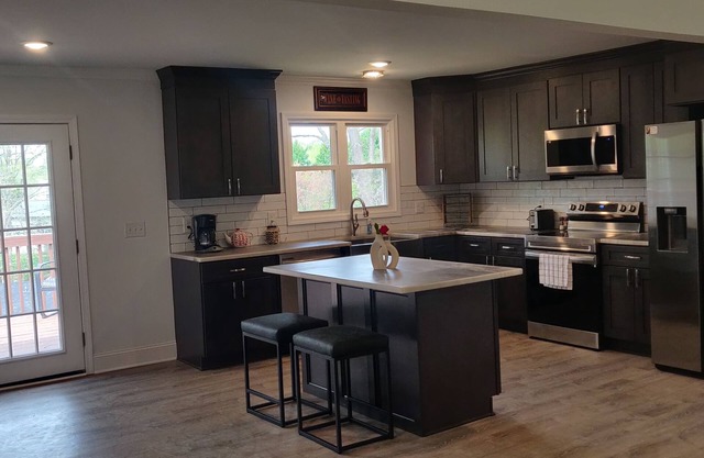 3 Bedroom House Near Hickory