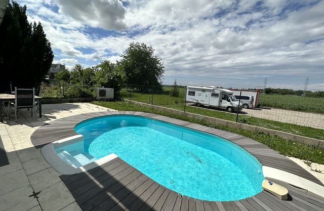 3 Bedroom Private vacation home in Lingolsheim