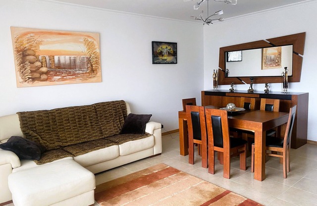 3 bedroom flat Aguiar