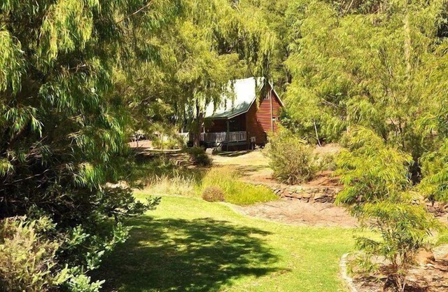 3 Bedroom Sleeps up to 8 guests, features 2 bedrooms and one loft bedroom plus a large living/dining