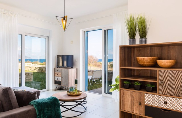 3 bedroom Triton Sea View Villa nr. 14