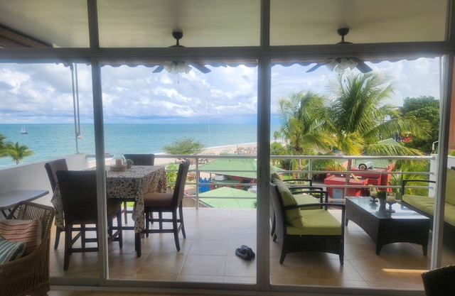 3 BR/2BA Farralon Beach Condo/Rio Hato/Farallon/DeCameron, minutes from airport