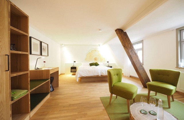3 Dicke Eiche Zimmer, 31qm, 1 Schlafraum, max. 2 Personen