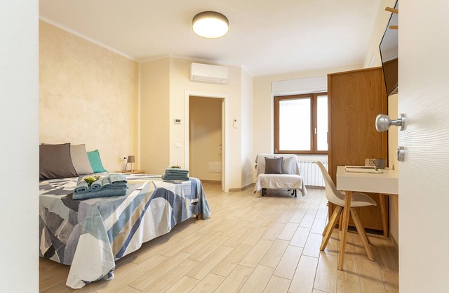3- Double room, 3 single beds, private bathroom.