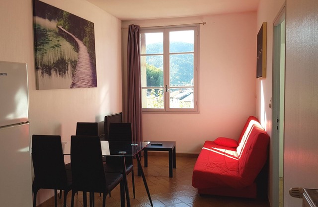 3 family apartments in the heart of the village