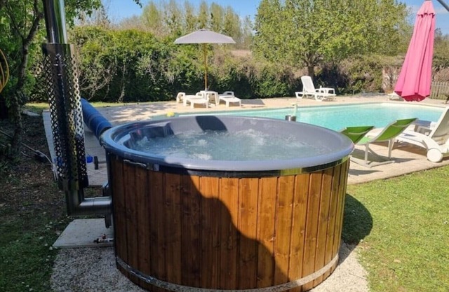 3 Peaceful Country Gites - Sleeps 16 with 2 Wood-Fired Hot Tubs & Swimming Pool