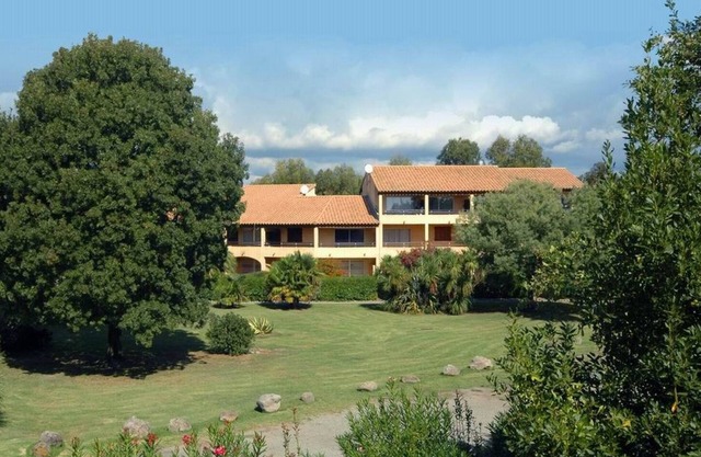 3-room apartment 100 meters from the sandy beach, Air conditioning.