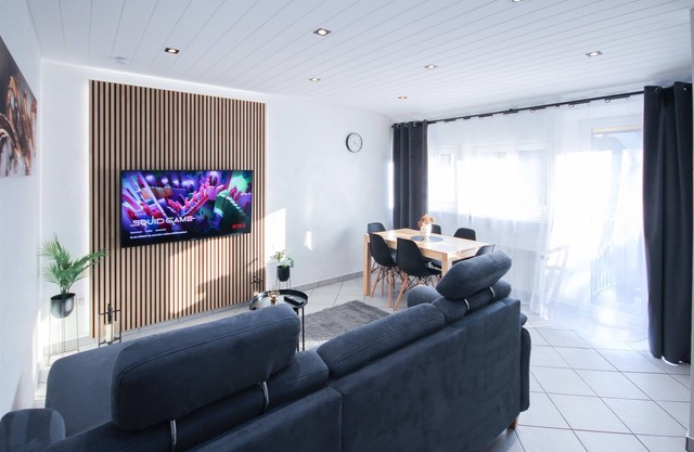 3 room duplex apartment 6 people Zuffenhausen Porsche