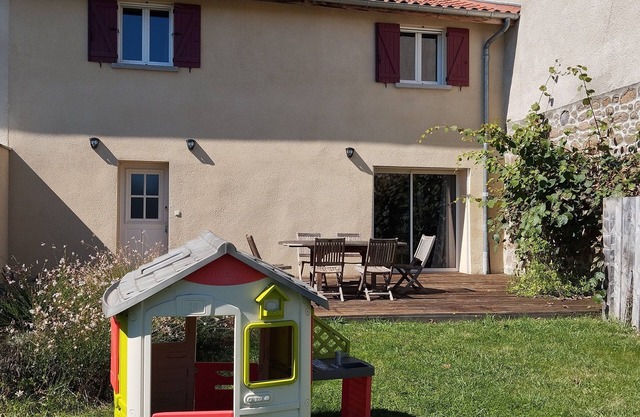3-star family gîte "la maison d'à côté