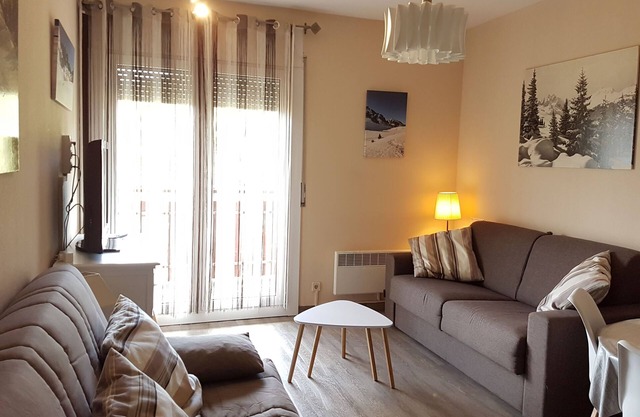 38 CHAMOIS-APT- balco- 1 hab -PAS DE LA CASA-007717