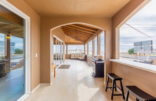 3bd Lux Gated Condo 5min walk to Hermosa Beach🏖, rooftop Palapa, Grill