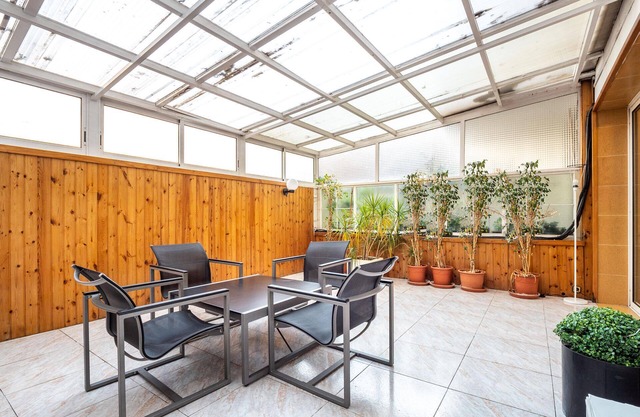 3bed/2bath with terrace near the beach in Poblenou