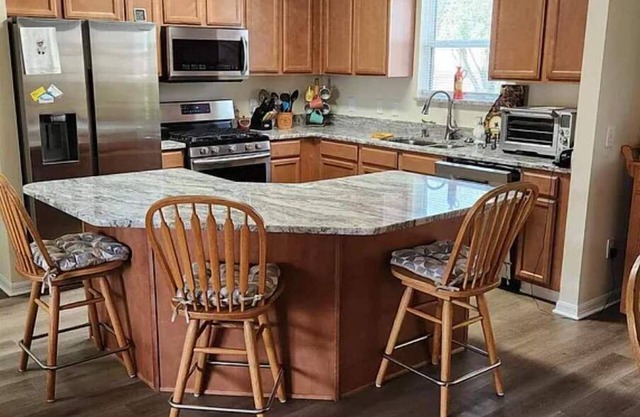 3BR 2Ba in Maplesong