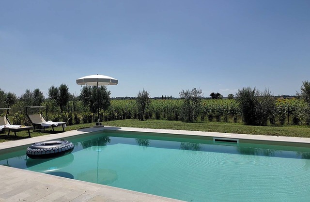 3BR apartment with nice private garden and large shared pool