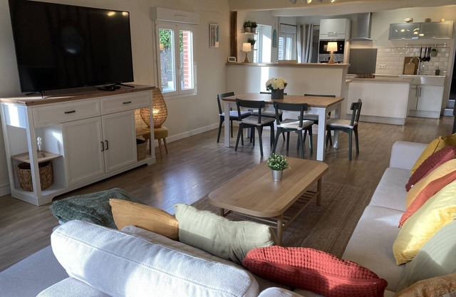 3kms from the sea, Gîte "Les Bottes à la Plage" 3-bedroom house with garden