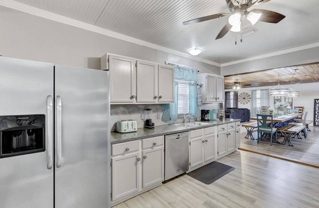 4.95 ac Country Home with pool, basketball/volleyball/soccer and more.