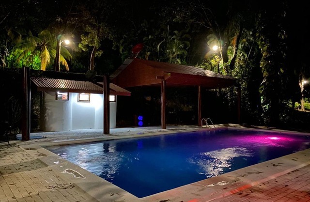 4 acre private Estate, pool, jacuzzi, lush gardens overlooking the Caribbean!