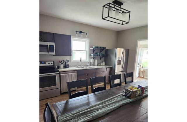 4 Bdrm/3 Bath Farmhouse ready for family memories