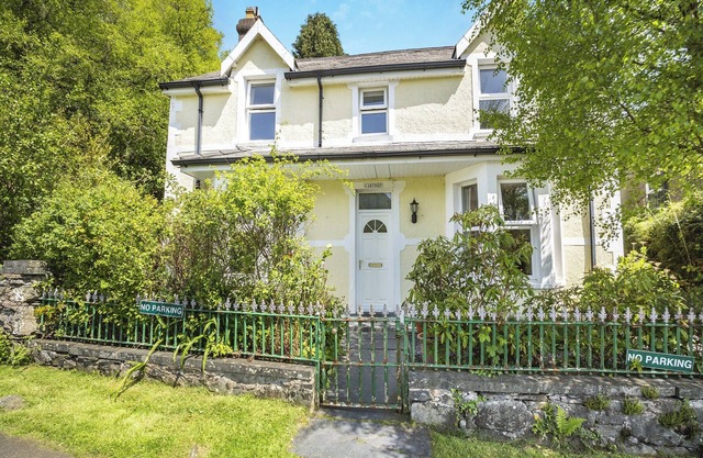 4 bedroom accommodation in Capel Curig, Betws-y-Coed