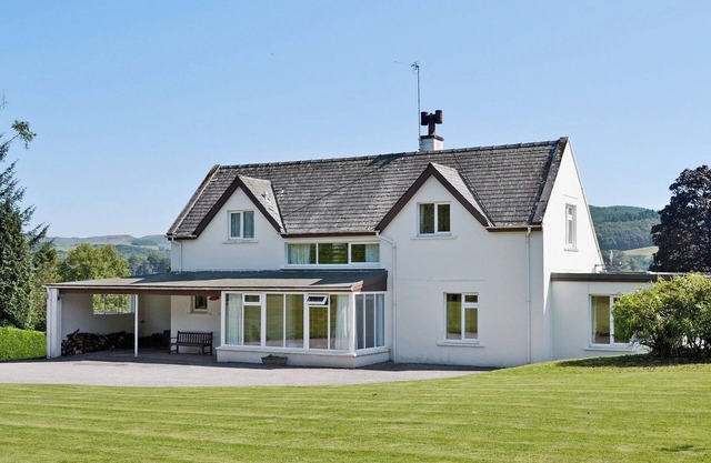 4 bedroom accommodation in Gatehouse of Fleet, Kirkcudbright