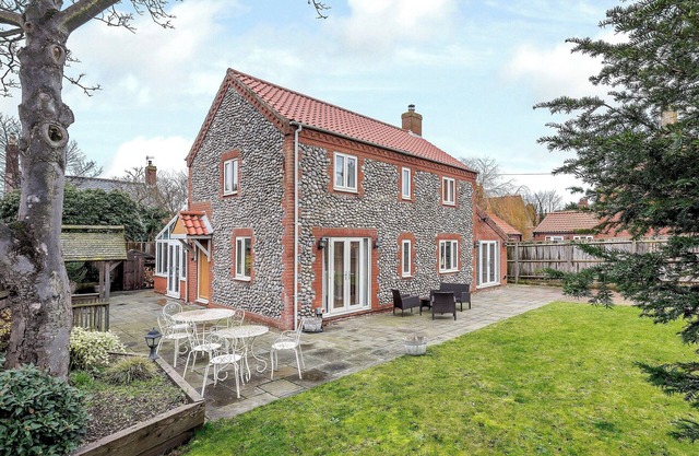 4 bedroom accommodation in East Runton