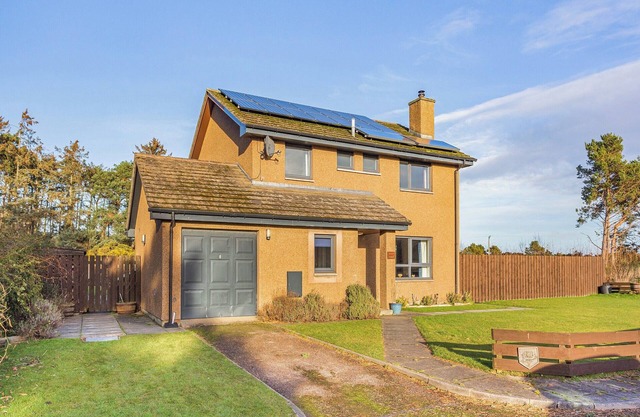 4 bedroom accommodation in Inverness
