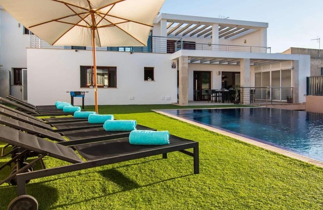 4 bedroom accommodation in Felanitx