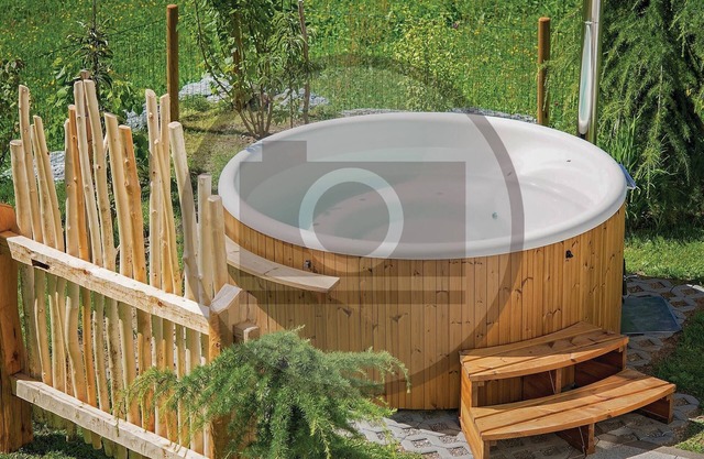 4 bedroom accommodation in Onstwedde