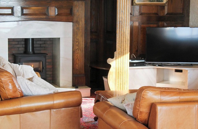4 bedroom accommodation in Felinfoel, near Kidwelly
