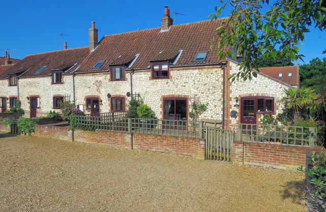 4 bedroom accommodation in Thornham