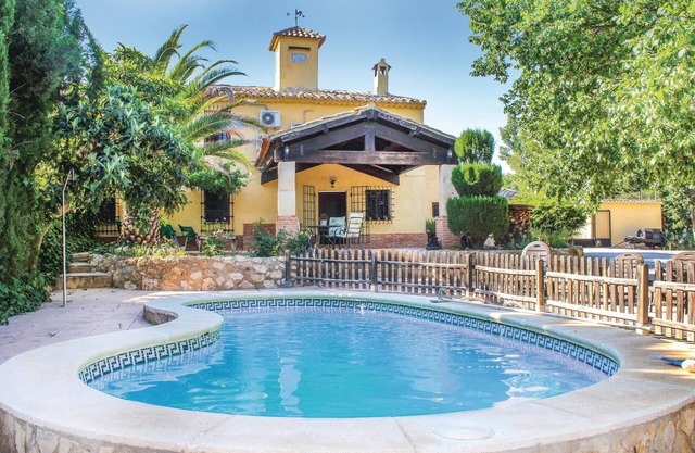 4 bedroom amazing home in Albacete