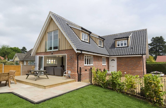 4 Bedroom Brightside Cottage In Wroxham, Norfolk, Norfolk Broads England