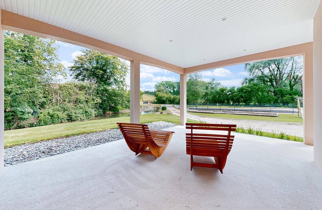 4 bedroom gorgeous home in Bezinghem