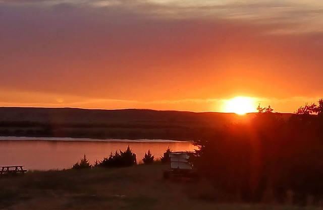 4 bedroom home on Missouri River