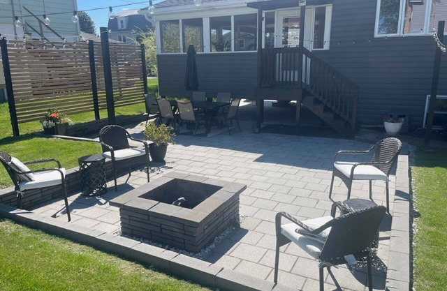 4-bedroom house 24 miles from State College with AC, WiFi.