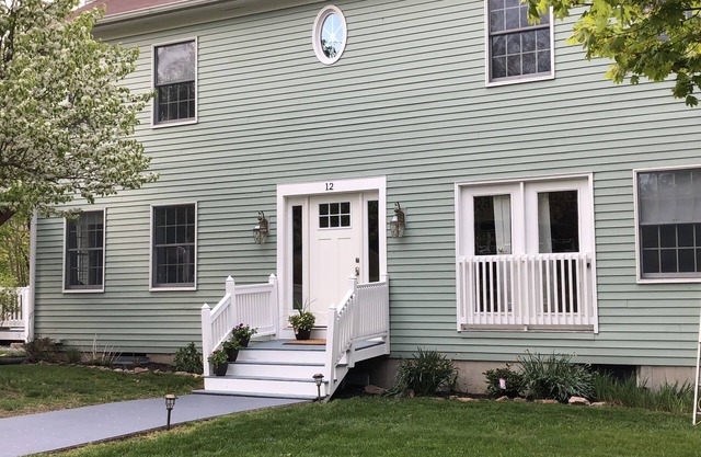 4 Bedroom LUX House/with Pool Next Door