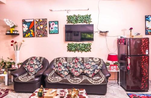 4 BHK Furnished Flat - Near Charminar and Salar Jung Museum