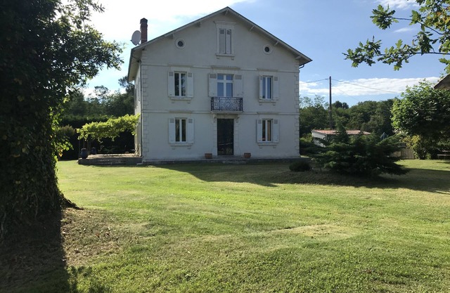 4 ch 8 people Maison de Maitre from 1924