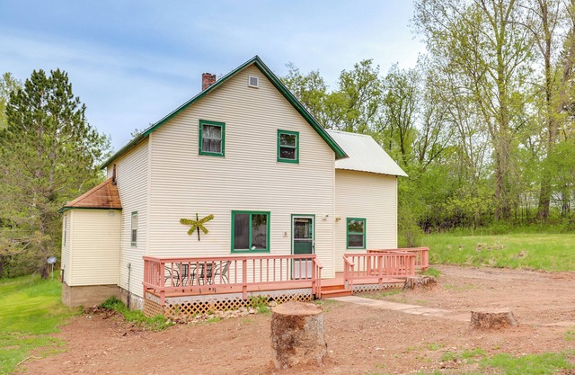 4 Mi to Gordon Lake: Family Retreat in Glidden!