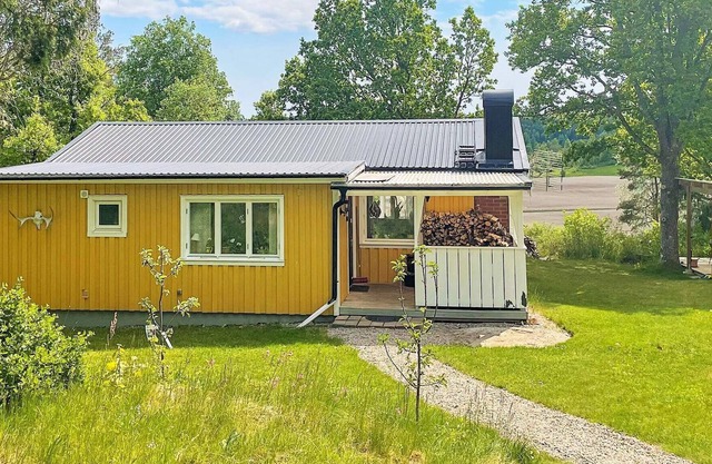 4 person holiday home in FÄRGELANDA