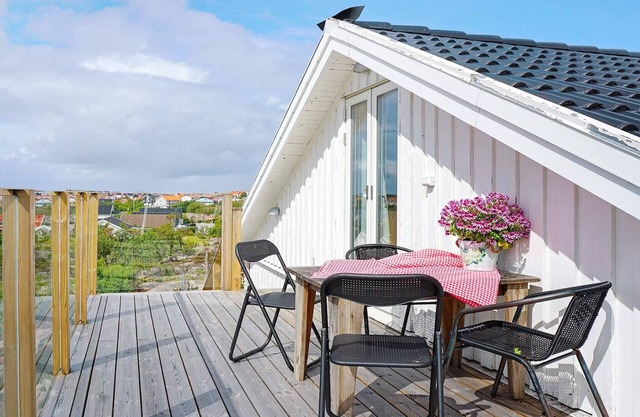 4 person holiday home in KUNGSHAMN-By Traum