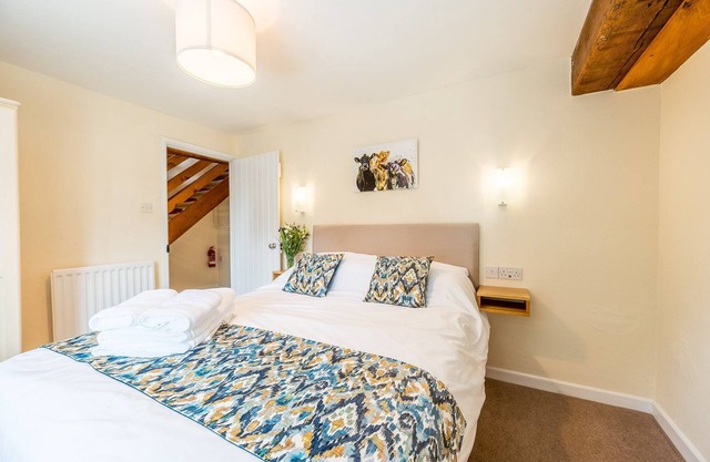 4* self catering, farm stay cottage. Sleeps 4