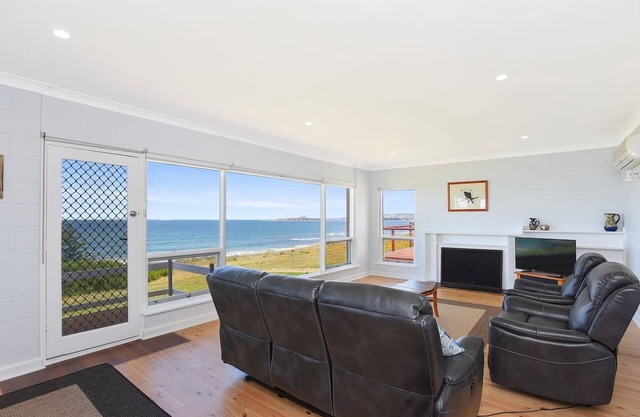43 Seagull Avenue - Ocean Front -Pet Friendly