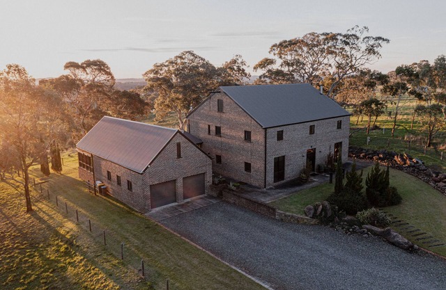 “47 Woolshed Road” Adelaide Hills rural farmhouse & retreat