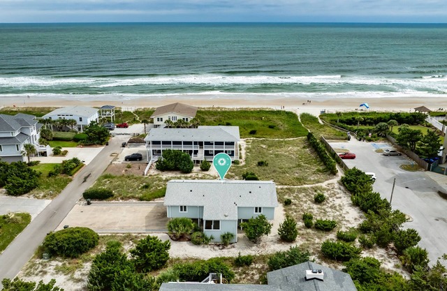 4BR Coastal Escape with Ocean Views