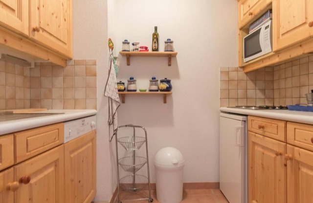 4th floor, view panoramic, balcony, tv, ski locker, 55m², Montgenèvre